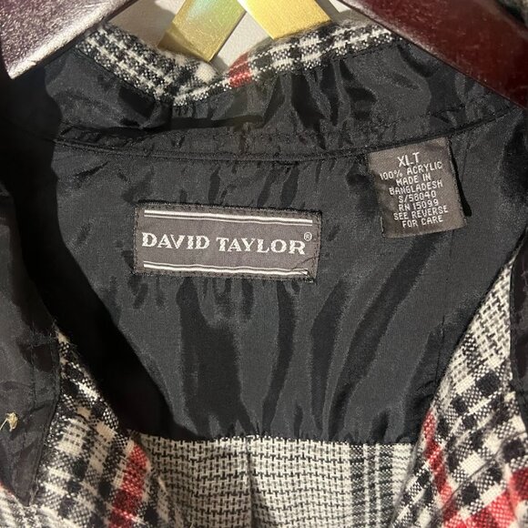 Vintage Plaid Flannel - Picture 2 of 2